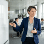Yvonne Vertes von Sikorszky erklärt, was Account-Based Marketing von klassischem B2B-Marketing unterscheidet